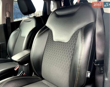 Белый Джип Компас, объемом двигателя 2.36 л и пробегом 199 тыс. км за 13999 $, фото 35 на Automoto.ua