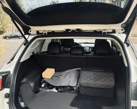 Джип Компас 2018 в Харькове на Automoto.ua Белый Джип Компас, объемом двигателя 2.4 л и пробегом 153 тыс. км за 15500 $, фото 7 на Automoto.ua