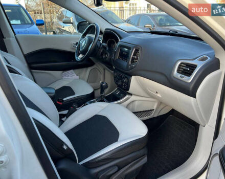 Белый Джип Компас, объемом двигателя 2.36 л и пробегом 79 тыс. км за 15500 $, фото 14 на Automoto.ua