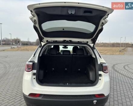 Белый Джип Компас, объемом двигателя 2.36 л и пробегом 111 тыс. км за 14900 $, фото 12 на Automoto.ua