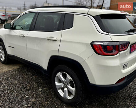 Білий Джип Compass, об'ємом двигуна 2.4 л та пробігом 172 тис. км за 14000 $, фото 4 на Automoto.ua