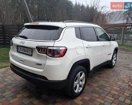 Белый Джип Компас, объемом двигателя 2.36 л и пробегом 117 тыс. км за 14300 $, фото 4 на Automoto.ua