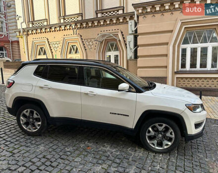 Білий Джип Compass, об'ємом двигуна 2.36 л та пробігом 190 тис. км за 11900 $, фото 9 на Automoto.ua