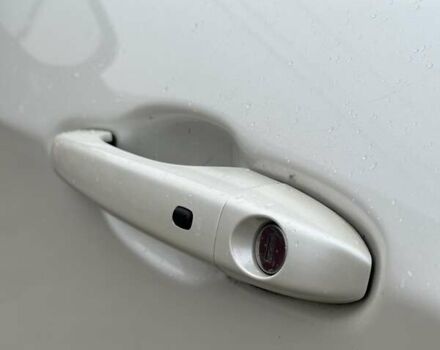 Белый Джип Компас, объемом двигателя 2.4 л и пробегом 101 тыс. км за 16800 $, фото 6 на Automoto.ua