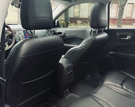 Джип Компас 2018 в Харькове на Automoto.ua Белый Джип Компас, объемом двигателя 2.4 л и пробегом 153 тыс. км за 15500 $, фото 6 на Automoto.ua