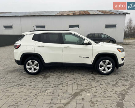 Белый Джип Компас, объемом двигателя 2.36 л и пробегом 121 тыс. км за 14300 $, фото 1 на Automoto.ua
