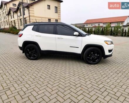 Белый Джип Компас, объемом двигателя 2.36 л и пробегом 74 тыс. км за 16250 $, фото 24 на Automoto.ua