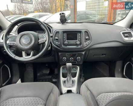 Белый Джип Компас, объемом двигателя 2.36 л и пробегом 73 тыс. км за 10500 $, фото 10 на Automoto.ua