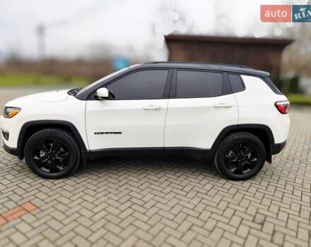 Белый Джип Компас, объемом двигателя 2.36 л и пробегом 74 тыс. км за 16250 $, фото 7 на Automoto.ua