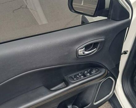 Білий Джип Compass, об'ємом двигуна 2.4 л та пробігом 130 тис. км за 15500 $, фото 35 на Automoto.ua