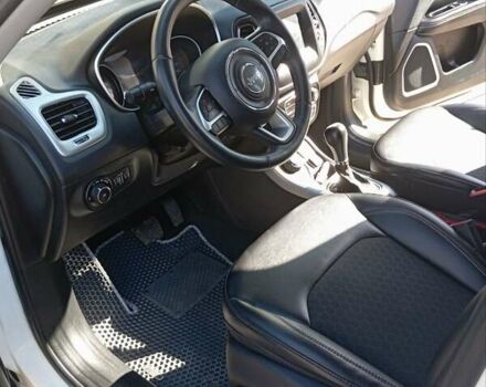Білий Джип Compass, об'ємом двигуна 2.4 л та пробігом 64 тис. км за 14500 $, фото 9 на Automoto.ua