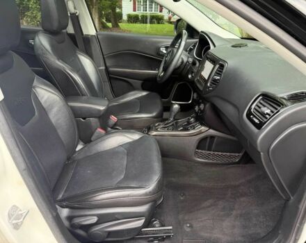 Білий Джип Compass, об'ємом двигуна 2.4 л та пробігом 78 тис. км за 11200 $, фото 8 на Automoto.ua