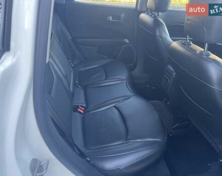 Білий Джип Compass, об'ємом двигуна 2.36 л та пробігом 117 тис. км за 16350 $, фото 31 на Automoto.ua