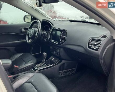 Белый Джип Компас, объемом двигателя 2.4 л и пробегом 227 тыс. км за 8200 $, фото 16 на Automoto.ua