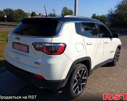 Белый Джип Компас, объемом двигателя 2.4 л и пробегом 117 тыс. км за 15850 $, фото 4 на Automoto.ua