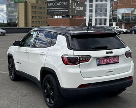 Белый Джип Компас, объемом двигателя 2.4 л и пробегом 126 тыс. км за 15100 $, фото 4 на Automoto.ua