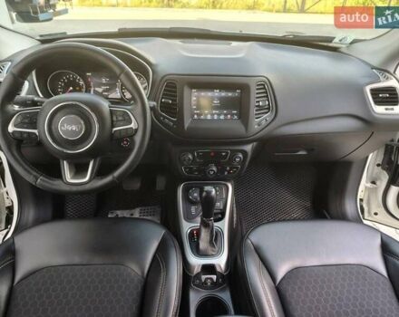Білий Джип Compass, об'ємом двигуна 2.36 л та пробігом 64 тис. км за 14500 $, фото 6 на Automoto.ua