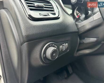 Білий Джип Compass, об'ємом двигуна 2.36 л та пробігом 190 тис. км за 11900 $, фото 20 на Automoto.ua
