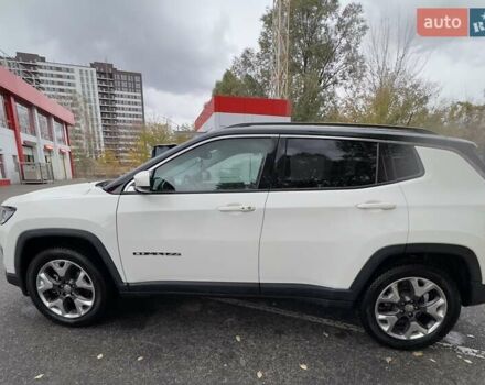 Джип Компас 2018 в Днепре (Днепропетровске) на Automoto.ua Белый Джип Компас, объемом двигателя 2.36 л и пробегом 112 тыс. км за 16300 $, фото 4 на Automoto.ua