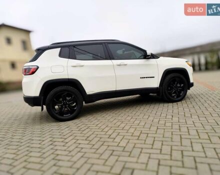 Белый Джип Компас, объемом двигателя 2.36 л и пробегом 74 тыс. км за 16250 $, фото 11 на Automoto.ua