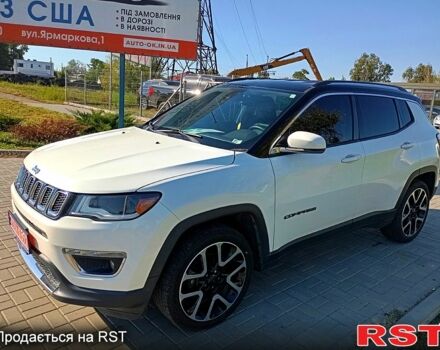 Белый Джип Компас, объемом двигателя 2.4 л и пробегом 117 тыс. км за 15850 $, фото 1 на Automoto.ua