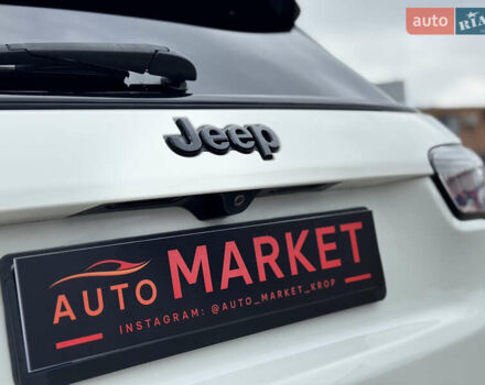Білий Джип Compass, об'ємом двигуна 2.4 л та пробігом 64 тис. км за 16500 $, фото 5 на Automoto.ua
