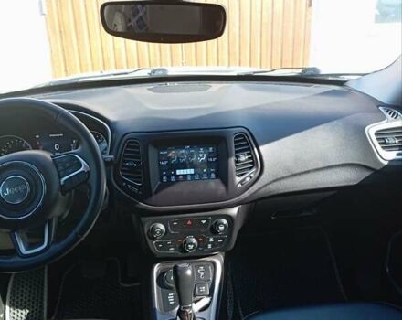 Білий Джип Compass, об'ємом двигуна 2.4 л та пробігом 64 тис. км за 14500 $, фото 12 на Automoto.ua
