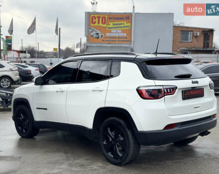 Білий Джип Compass, об'ємом двигуна 2.4 л та пробігом 64 тис. км за 16500 $, фото 3 на Automoto.ua