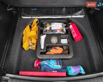 Белый Джип Компас, объемом двигателя 2.36 л и пробегом 74 тыс. км за 16250 $, фото 35 на Automoto.ua