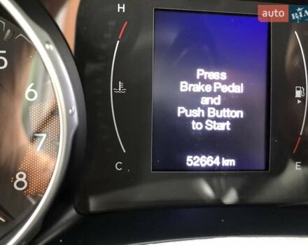 Білий Джип Compass, об'ємом двигуна 2.4 л та пробігом 52 тис. км за 15500 $, фото 6 на Automoto.ua