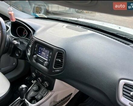 Белый Джип Компас, объемом двигателя 2.36 л и пробегом 117 тыс. км за 14900 $, фото 8 на Automoto.ua