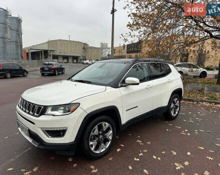 Белый Джип Компас, объемом двигателя 2.36 л и пробегом 190 тыс. км за 12900 $, фото 1 на Automoto.ua