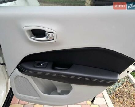 Белый Джип Компас, объемом двигателя 2.36 л и пробегом 117 тыс. км за 14300 $, фото 25 на Automoto.ua