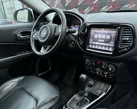 Белый Джип Компас, объемом двигателя 2.4 л и пробегом 101 тыс. км за 16800 $, фото 37 на Automoto.ua