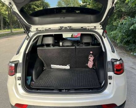 Белый Джип Компас, объемом двигателя 2.4 л и пробегом 70 тыс. км за 10000 $, фото 6 на Automoto.ua