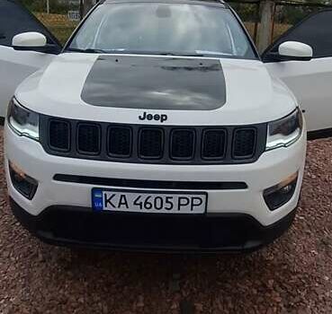 Білий Джип Compass, об'ємом двигуна 2.36 л та пробігом 180 тис. км за 13150 $, фото 2 на Automoto.ua