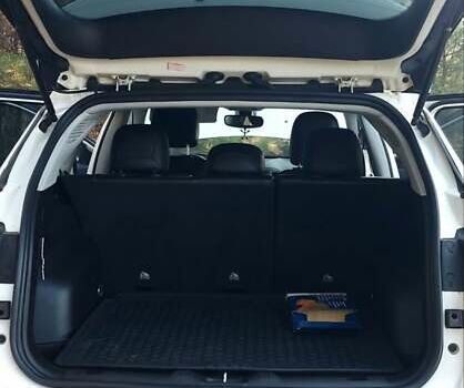 Білий Джип Compass, об'ємом двигуна 2.36 л та пробігом 81 тис. км за 17500 $, фото 8 на Automoto.ua