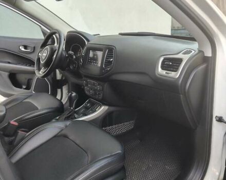 Білий Джип Compass, об'ємом двигуна 2.36 л та пробігом 64 тис. км за 14500 $, фото 4 на Automoto.ua