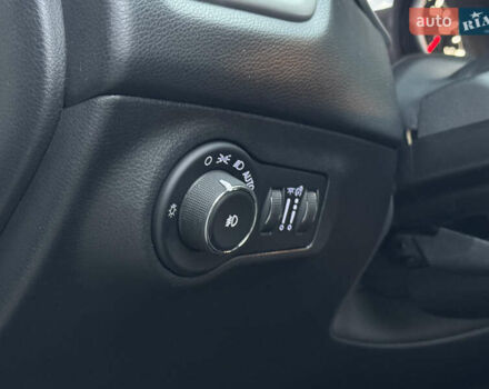 Білий Джип Compass, об'ємом двигуна 2.36 л та пробігом 96 тис. км за 14900 $, фото 19 на Automoto.ua