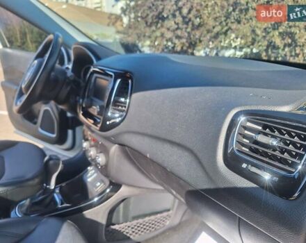 Білий Джип Compass, об'ємом двигуна 2.36 л та пробігом 180 тис. км за 13150 $, фото 29 на Automoto.ua