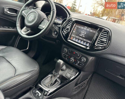 Білий Джип Compass, об'ємом двигуна 2.36 л та пробігом 190 тис. км за 11900 $, фото 37 на Automoto.ua