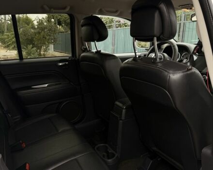 Белый Джип Компас, объемом двигателя 2 л и пробегом 190 тыс. км за 11500 $, фото 3 на Automoto.ua