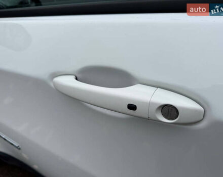 Белый Джип Компас, объемом двигателя 2.36 л и пробегом 190 тыс. км за 12900 $, фото 15 на Automoto.ua