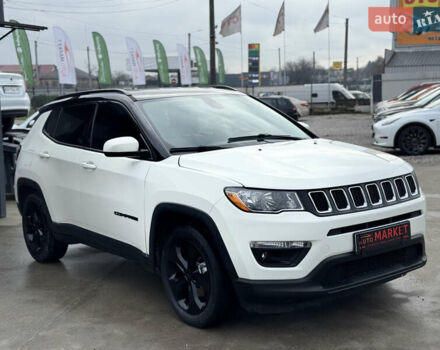 Білий Джип Compass, об'ємом двигуна 2.4 л та пробігом 64 тис. км за 16500 $, фото 2 на Automoto.ua