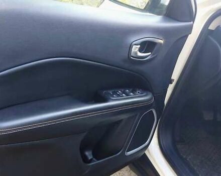 Білий Джип Compass, об'ємом двигуна 2.36 л та пробігом 81 тис. км за 17500 $, фото 9 на Automoto.ua