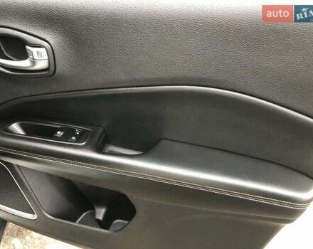 Білий Джип Compass, об'ємом двигуна 2.4 л та пробігом 52 тис. км за 15500 $, фото 5 на Automoto.ua