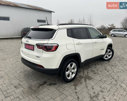 Белый Джип Компас, объемом двигателя 2.36 л и пробегом 121 тыс. км за 14300 $, фото 2 на Automoto.ua