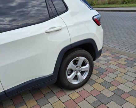 Белый Джип Компас, объемом двигателя 2.4 л и пробегом 157 тыс. км за 14300 $, фото 1 на Automoto.ua