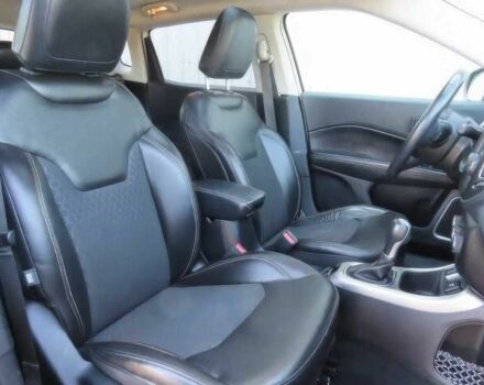 Білий Джип Compass, об'ємом двигуна 2.4 л та пробігом 43 тис. км за 9800 $, фото 8 на Automoto.ua