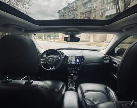 Джип Компас 2018 в Харькове на Automoto.ua Белый Джип Компас, объемом двигателя 2.4 л и пробегом 153 тыс. км за 15500 $, фото 5 на Automoto.ua